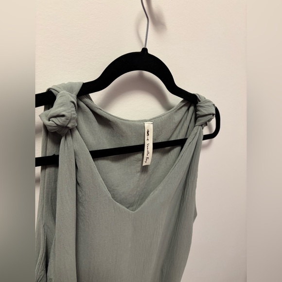 Sundress - Picture 3 of 4